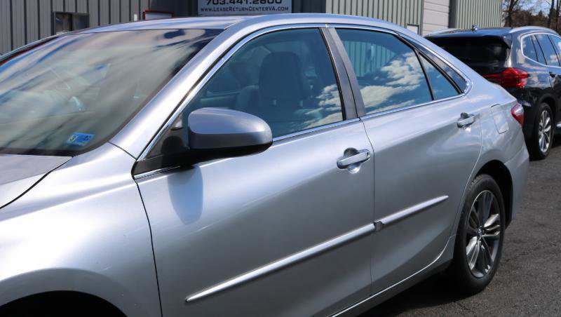 Used 2017 Toyota Camry SE w/ Protection Package (Q2) image 5