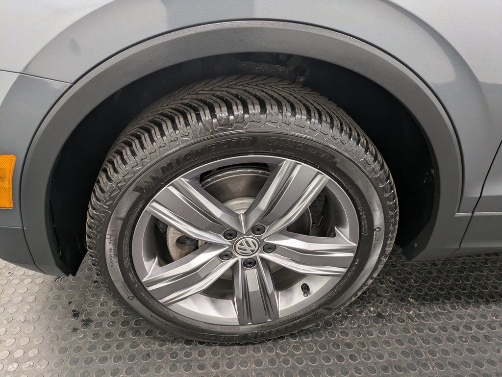 Used 2020 Volkswagen Tiguan SEL image 8