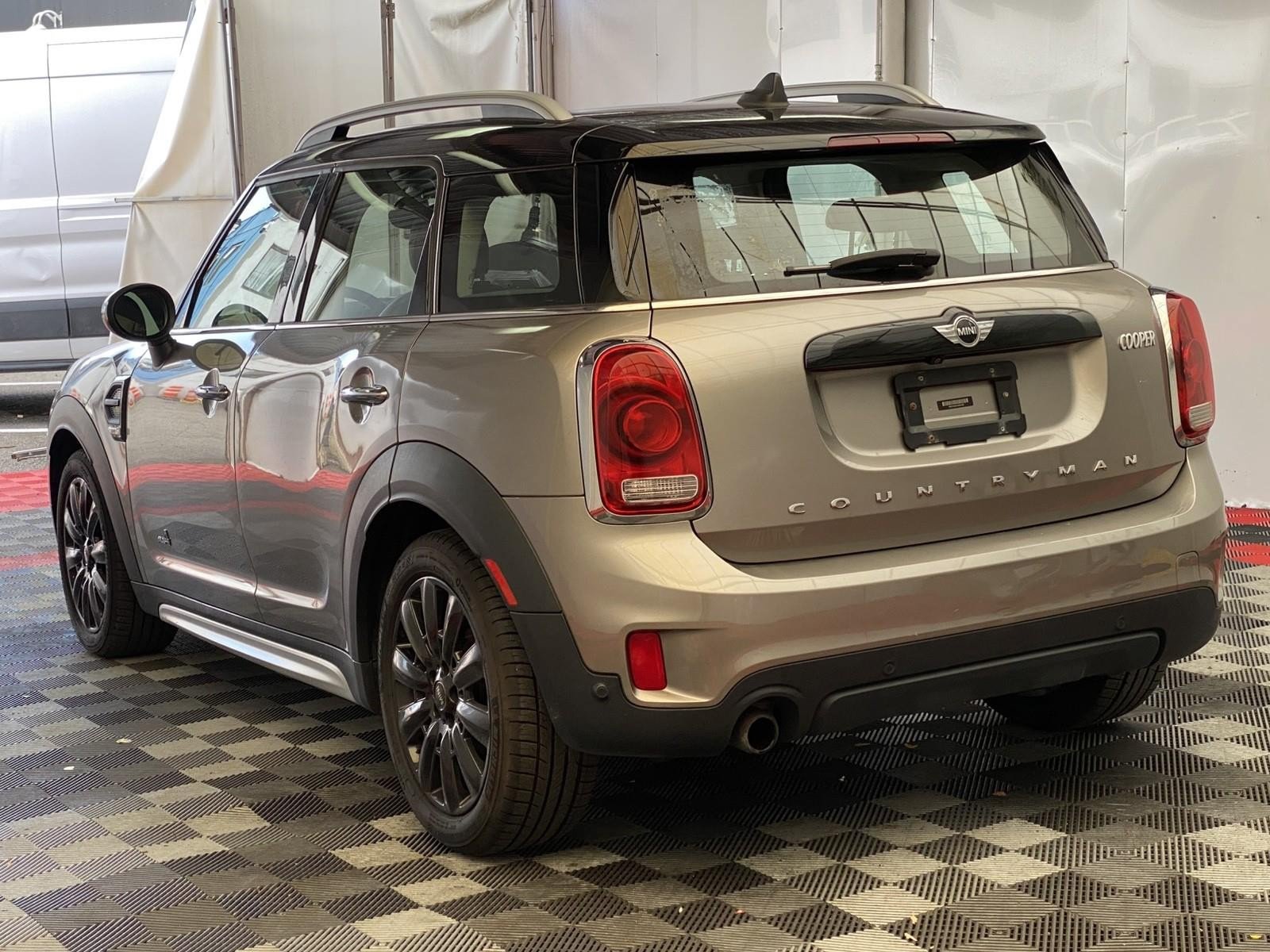 Used 2017 MINI Cooper Countryman ALL4 AWD/4WD image 4
