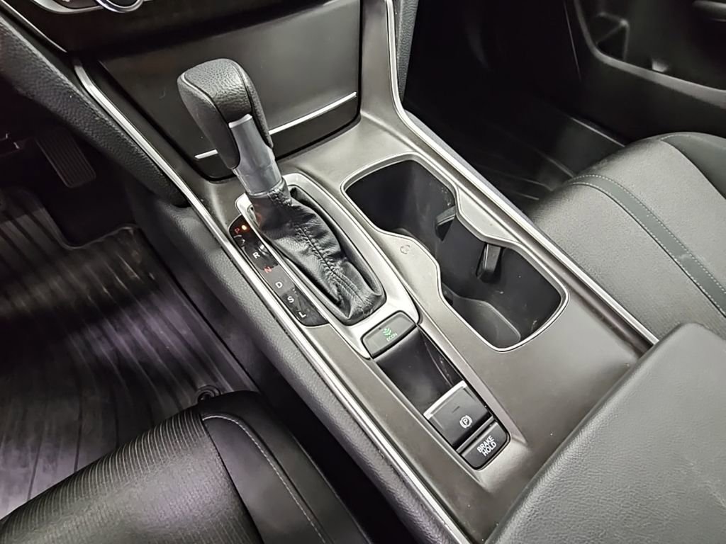 Used 2020 Honda Accord EX image 21