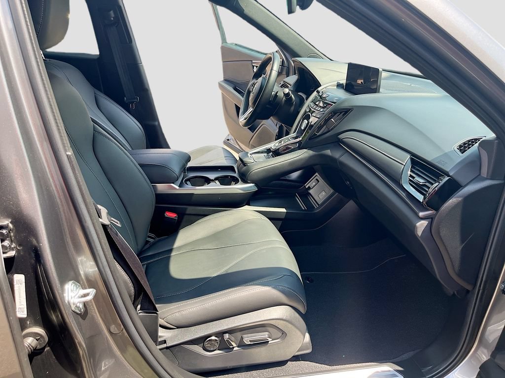 Used 2025 Acura RDX SH-AWD image 28