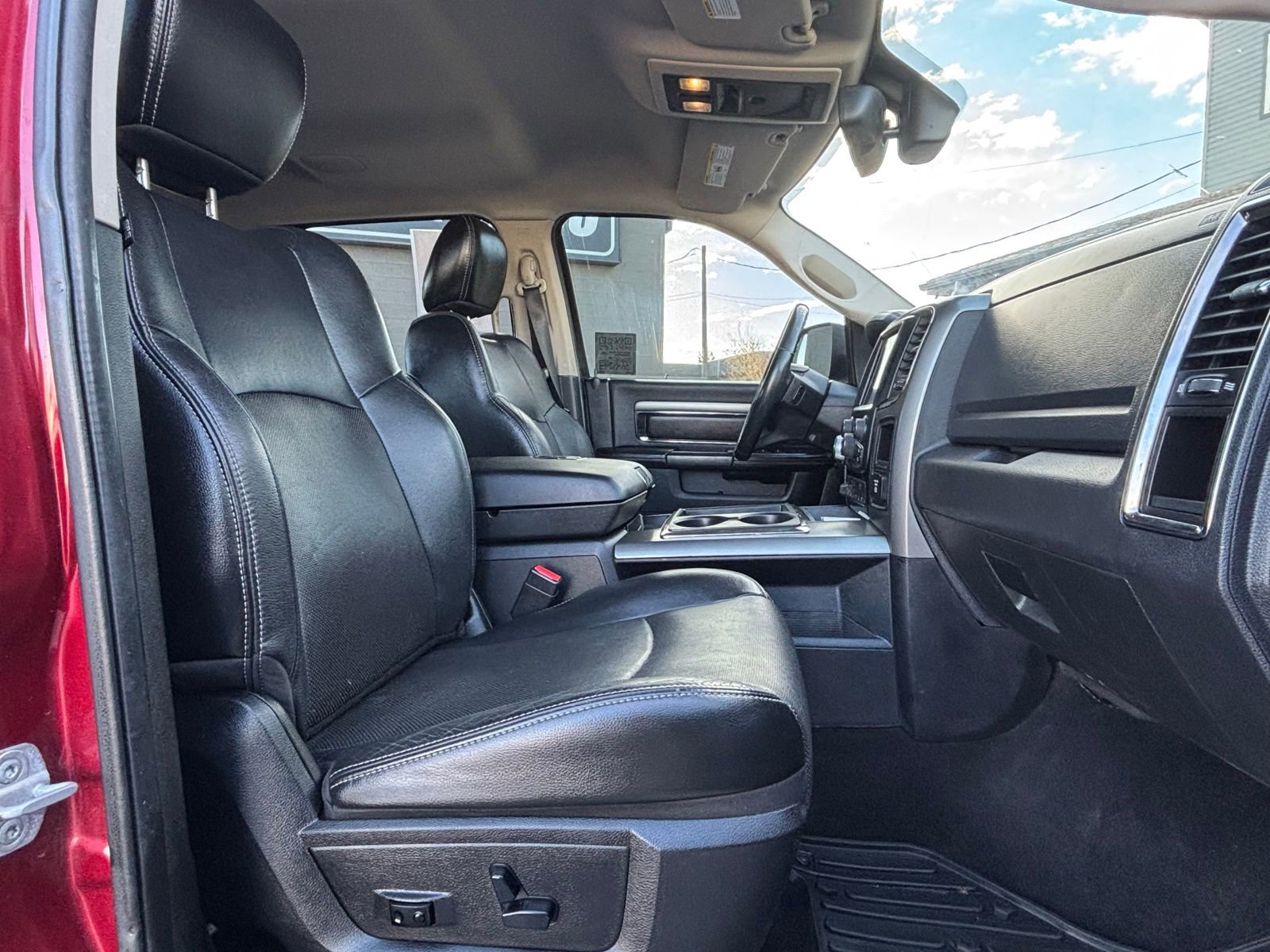 Used 2013 RAM 1500 Sport w/ Sport Premium Group image 21