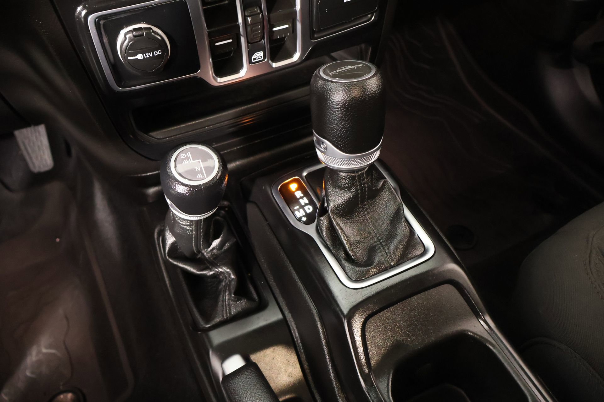 Used 2023 Jeep Gladiator Willys image 8