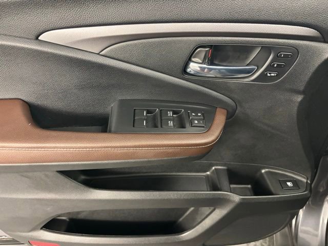 Certified 2025 Honda Ridgeline RTL image 19