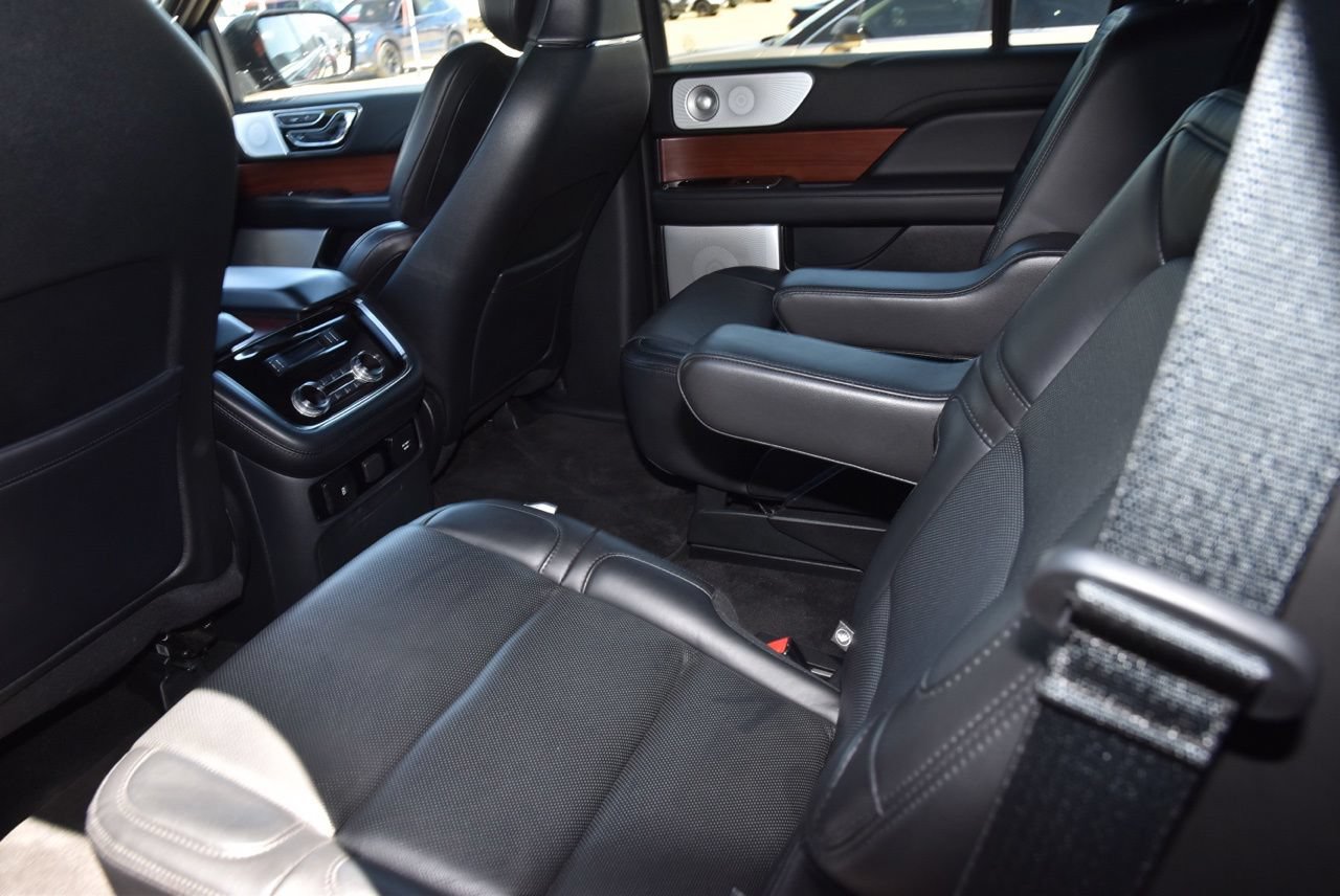 Used 2021 Lincoln Navigator Reserve w/ Luxury Package AWD/4WD image 11