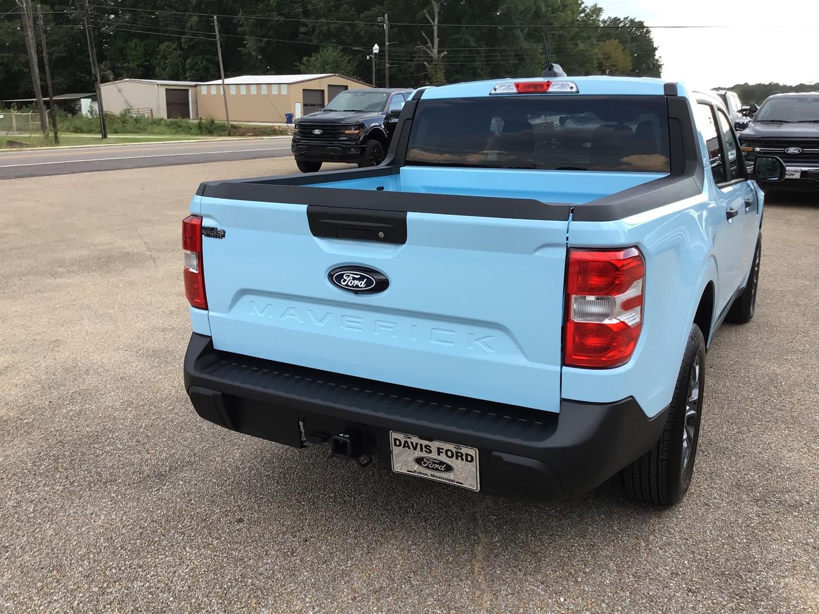 New 2026 Ford Maverick XLT w/ XLT Luxury Package FWD image 11