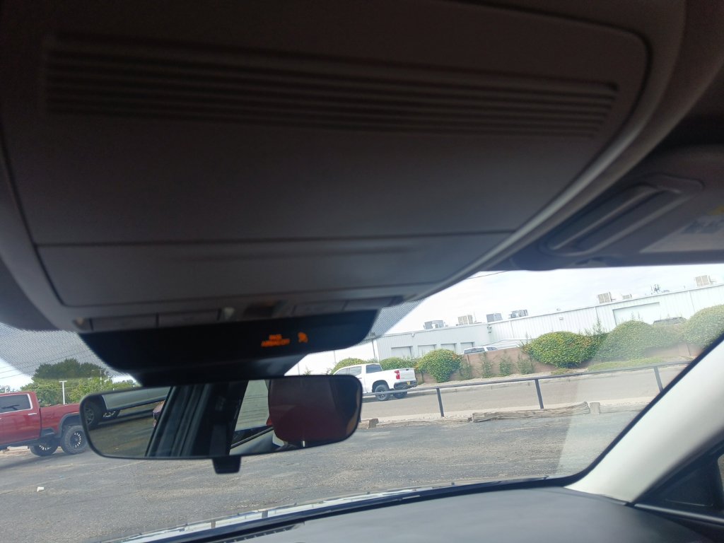 Used 2023 MAZDA MAZDA3 s FWD image 13