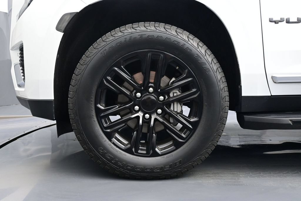 Used 2023 GMC Yukon SLT w/ SLT Luxury Package RWD image 6