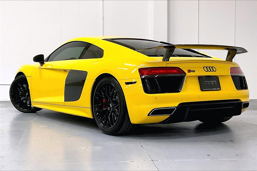Used 2017 Audi R8 V10 image 6