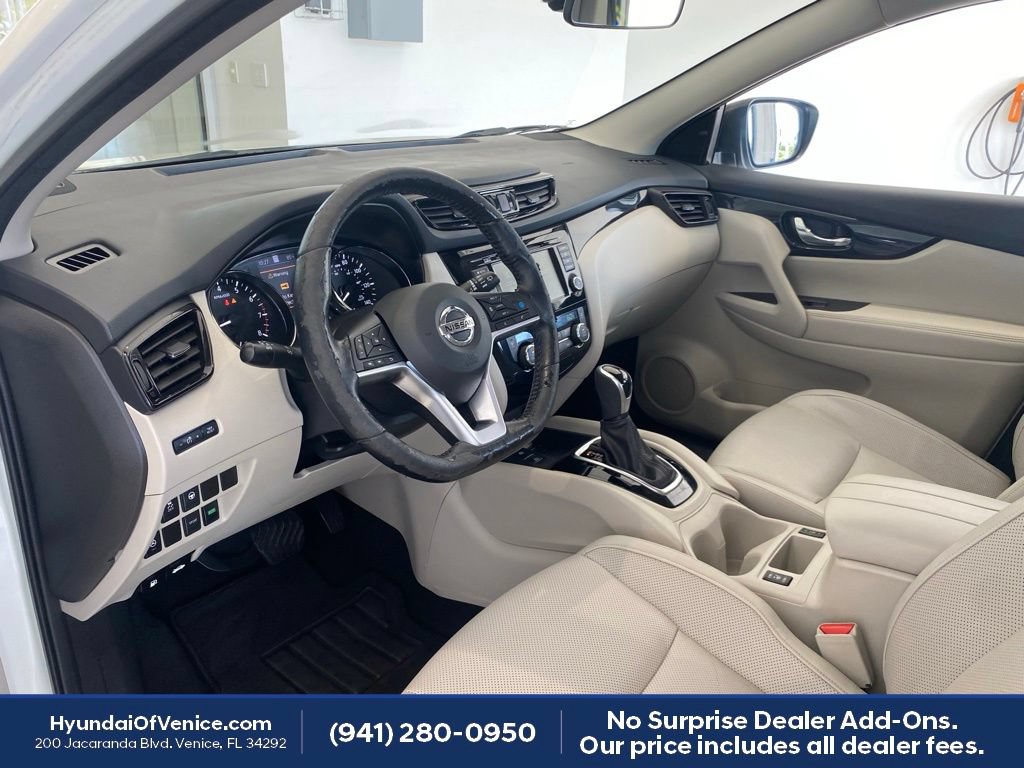 Used 2021 Nissan Rogue Sport SL FWD image 18