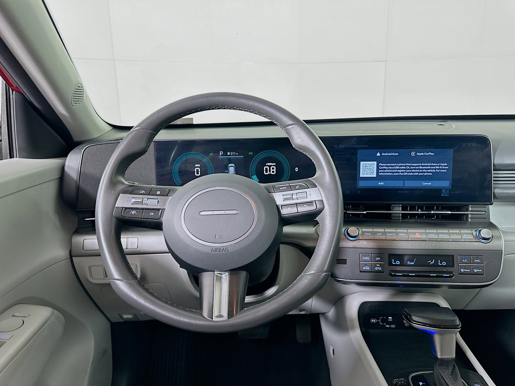 Used 2024 Hyundai Kona SEL image 17