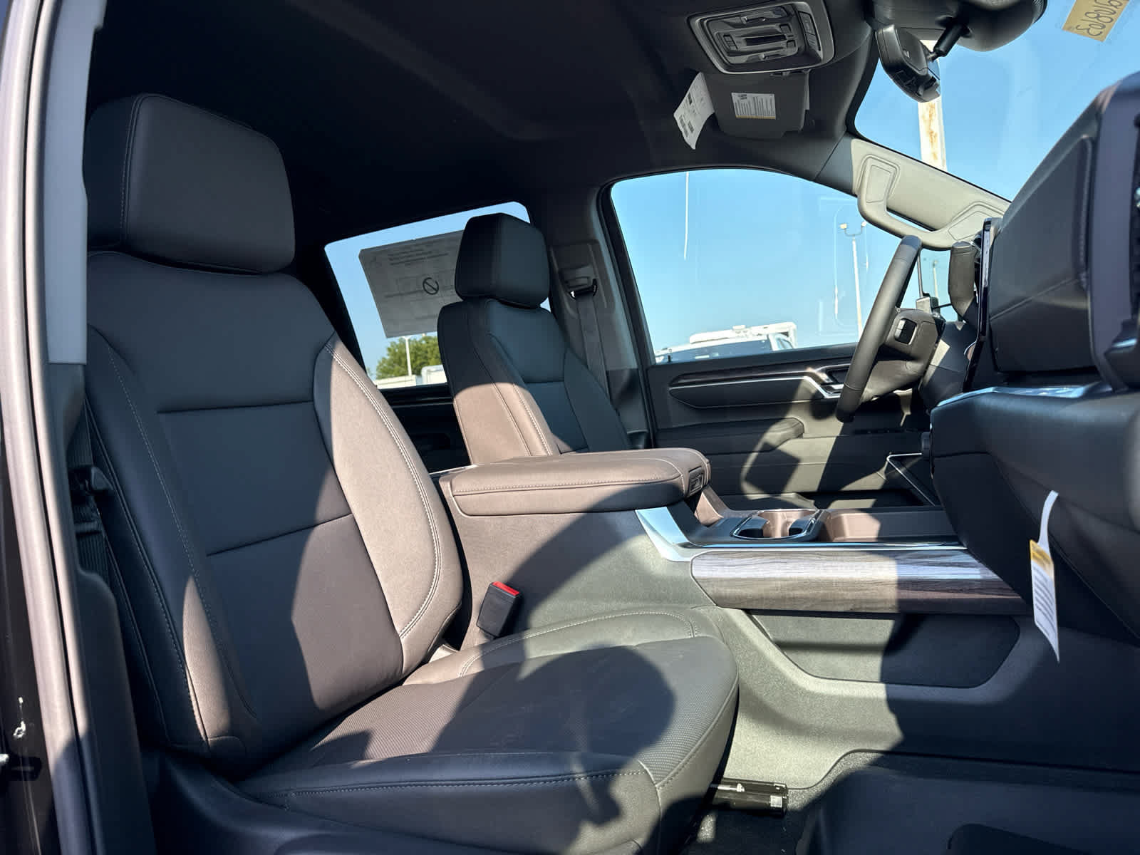 New 2026 Chevrolet Silverado 3500 LTZ w/ LTZ Premium Package AWD/4WD image 24