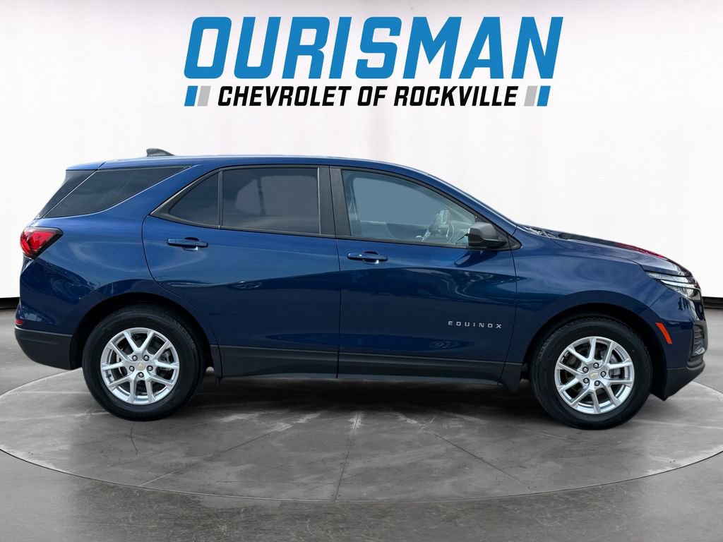 Used 2023 Chevrolet Equinox LS w/ LS Convenience Package FWD image 7