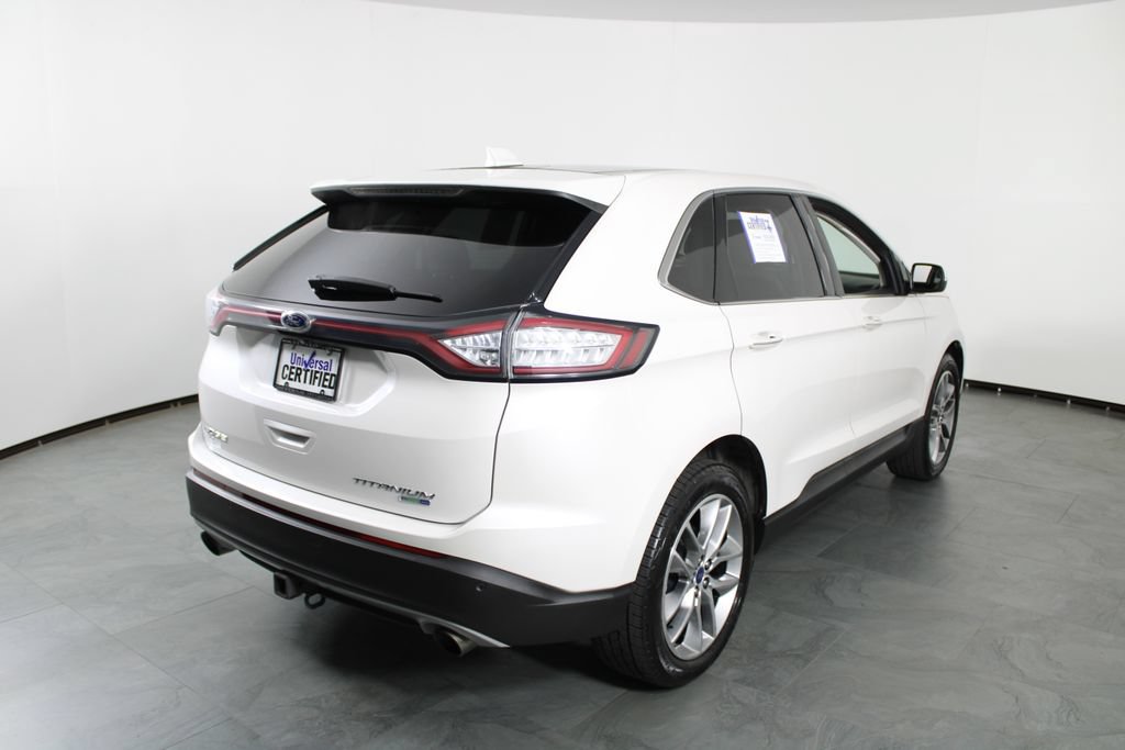 Used 2018 Ford Edge Titanium w/ Equipment Group 301A AWD/4WD image 3