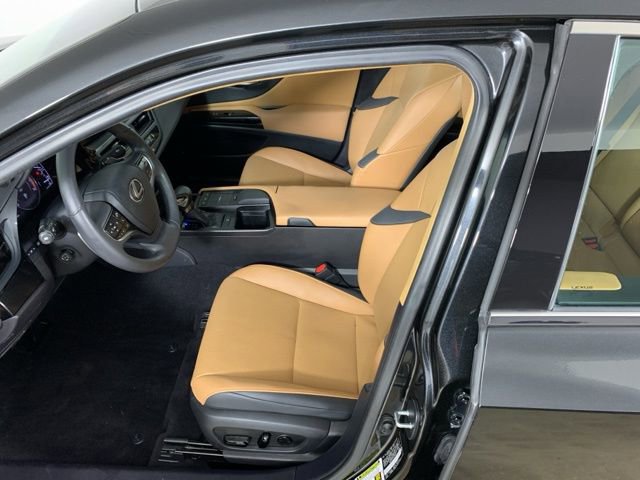 Used 2022 Lexus ES 350 w/ Premium Package image 30