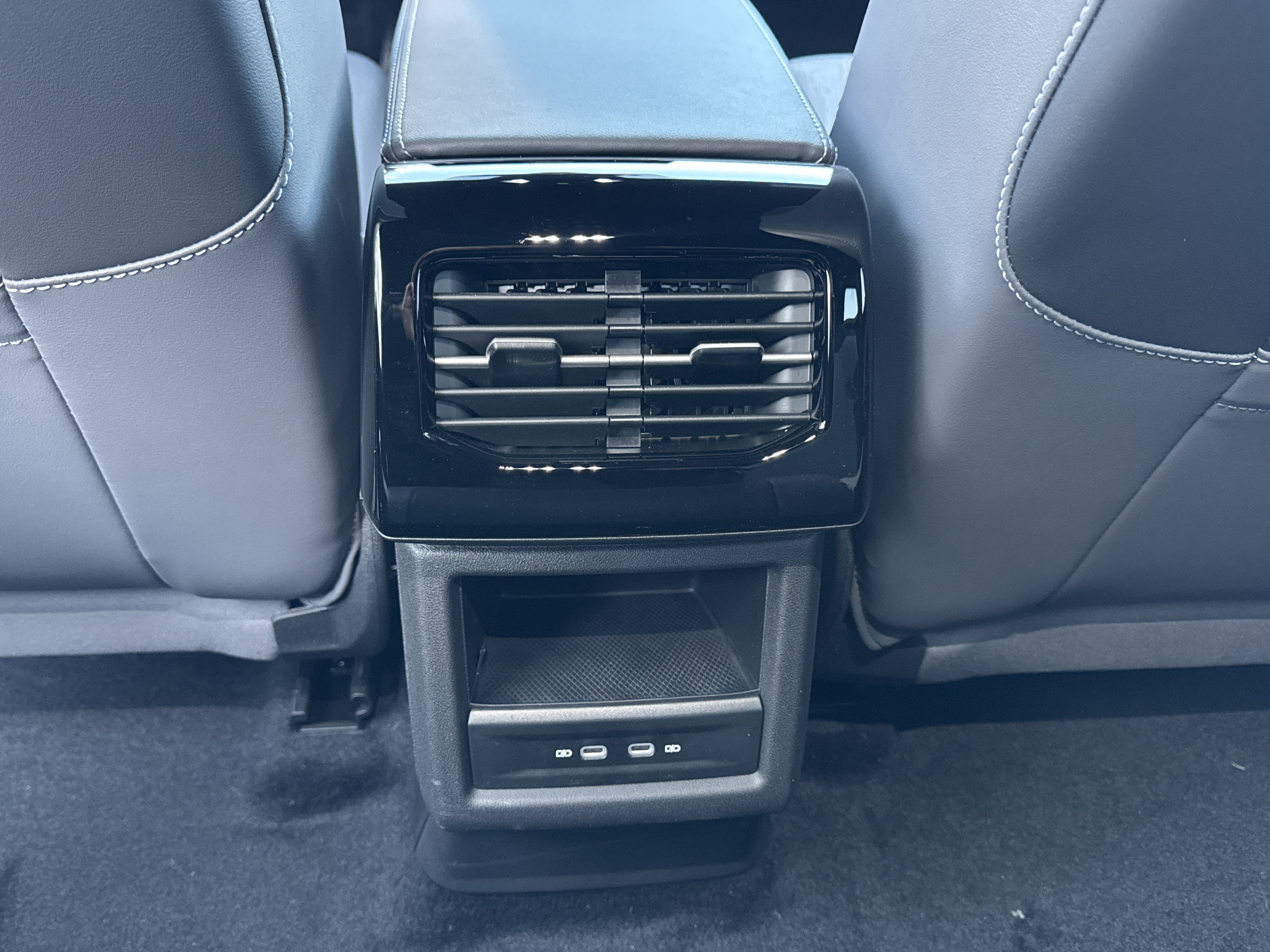 New 2026 Volkswagen ID.4 Pro RWD image 31