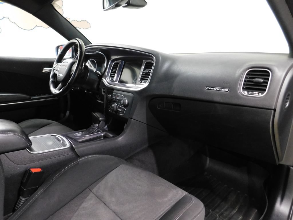 Used 2018 Dodge Charger R/T Scat Pack RWD image 70