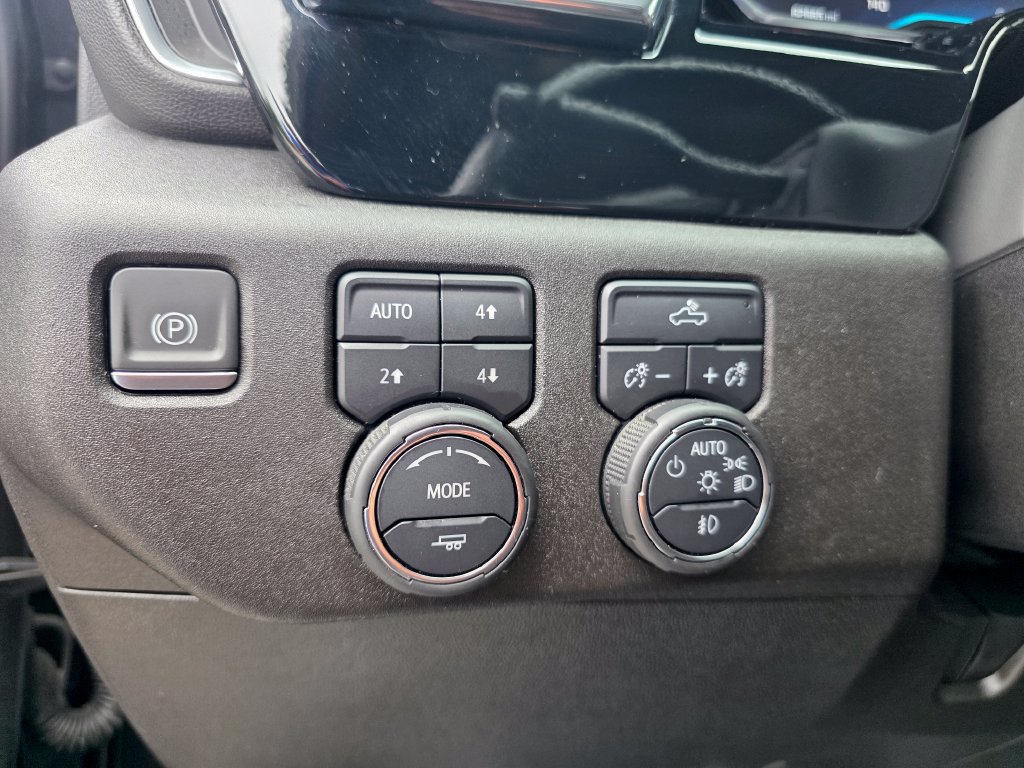 Certified 2024 Chevrolet Silverado 1500 RST w/ Z71 Off-Road Package AWD/4WD image 15