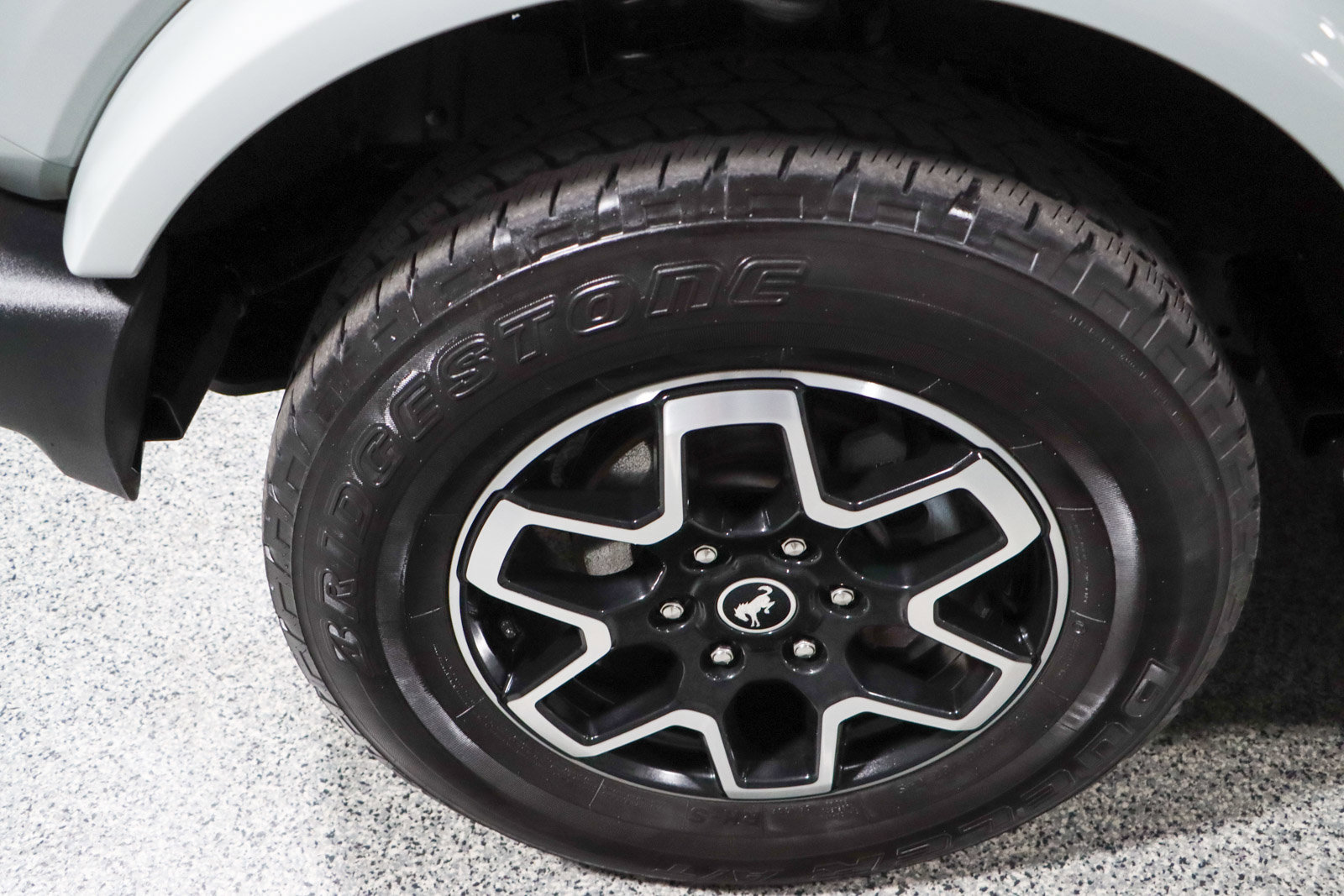 Used 2023 Ford Bronco Outer Banks image 11