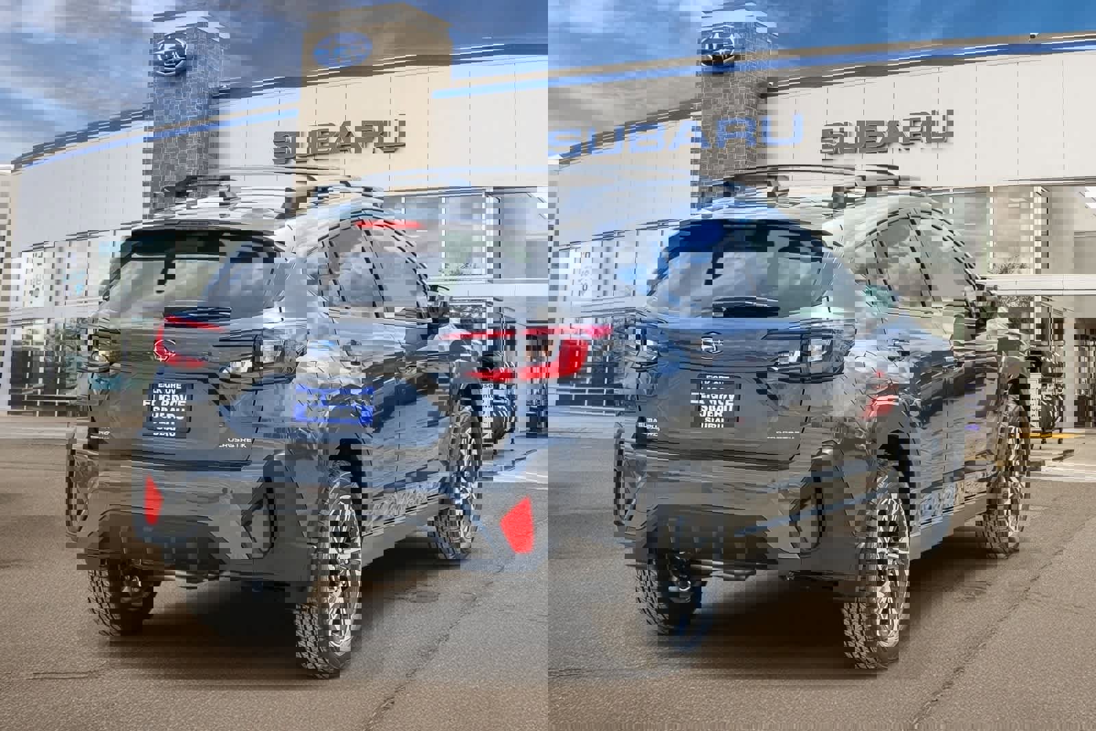 Used 2025 Subaru Crosstrek 2.0i Premium image 4