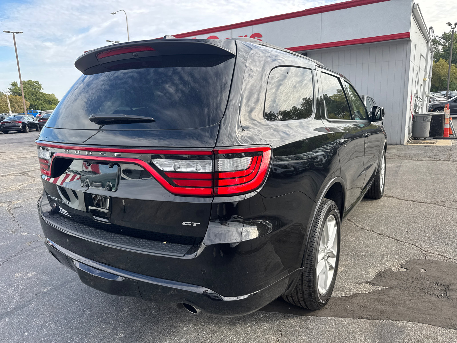 Used 2025 Dodge Durango GT AWD/4WD image 5