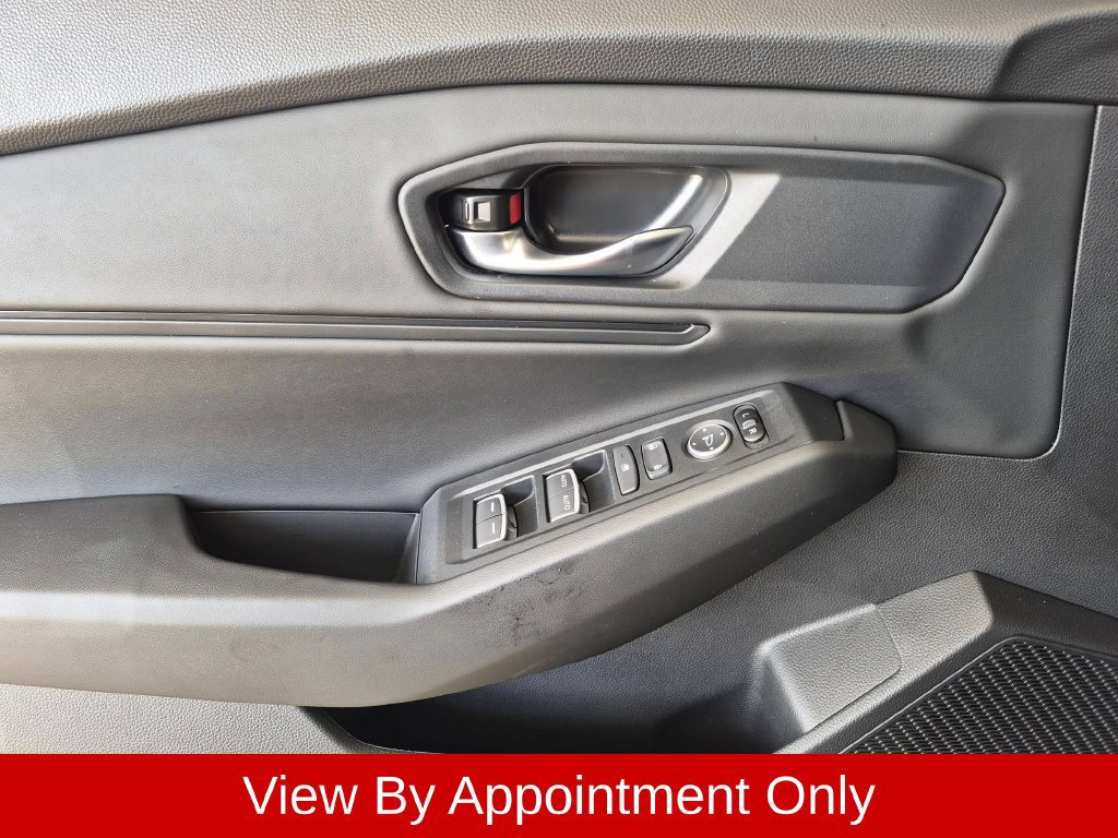Used 2025 Honda Accord SE image 19