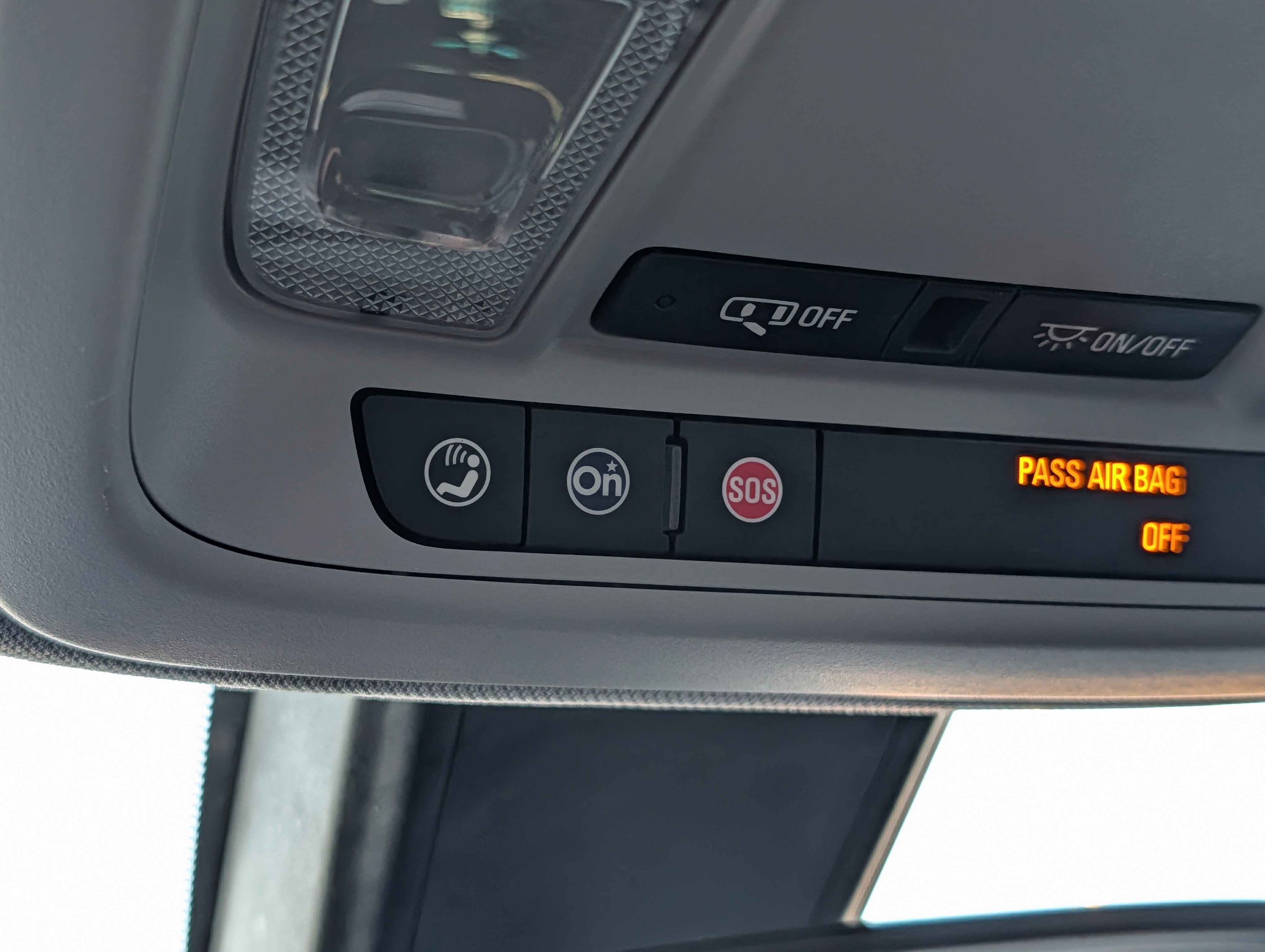 Used 2018 Chevrolet Malibu LT image 32