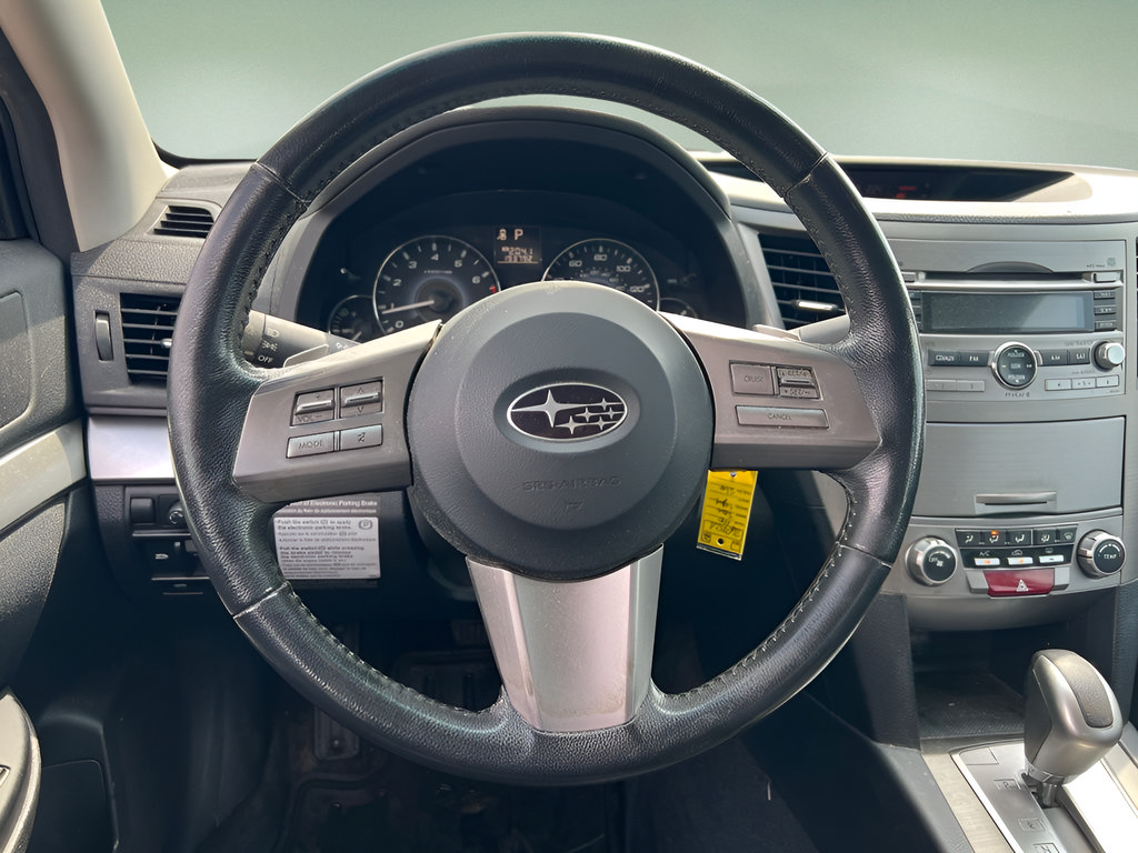 Used 2010 Subaru Legacy 2.5i Premium AWD/4WD image 18