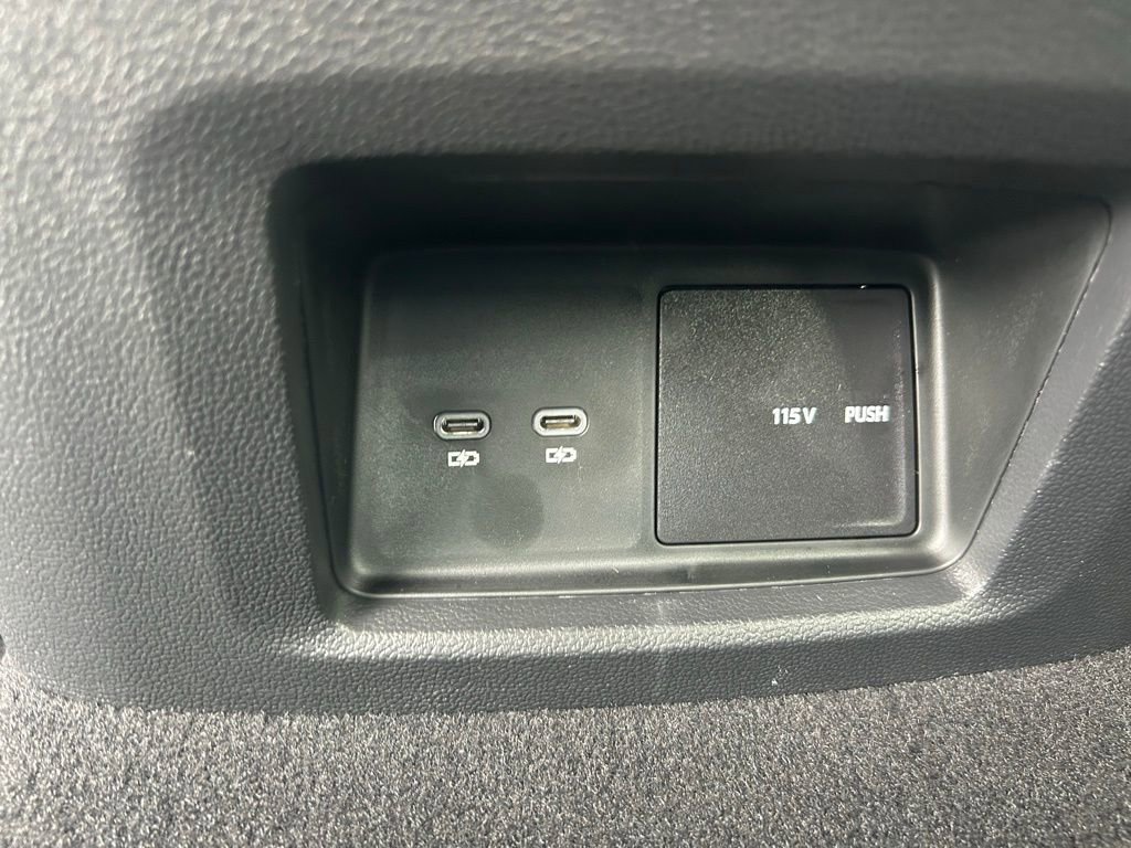 New 2026 Volkswagen Atlas SE image 45