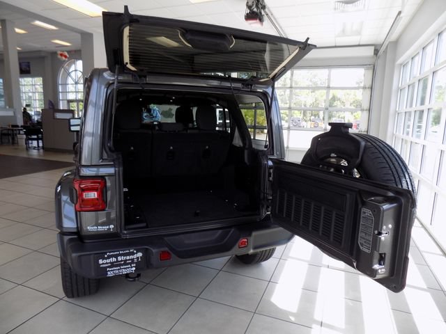 Certified 2025 Jeep Wrangler Unlimited Sahara AWD/4WD image 6