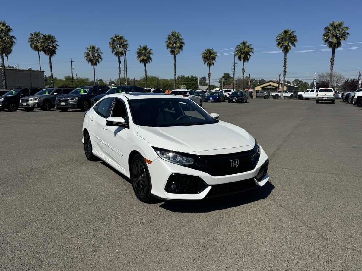 Used 2019 Honda Civic EX image 3