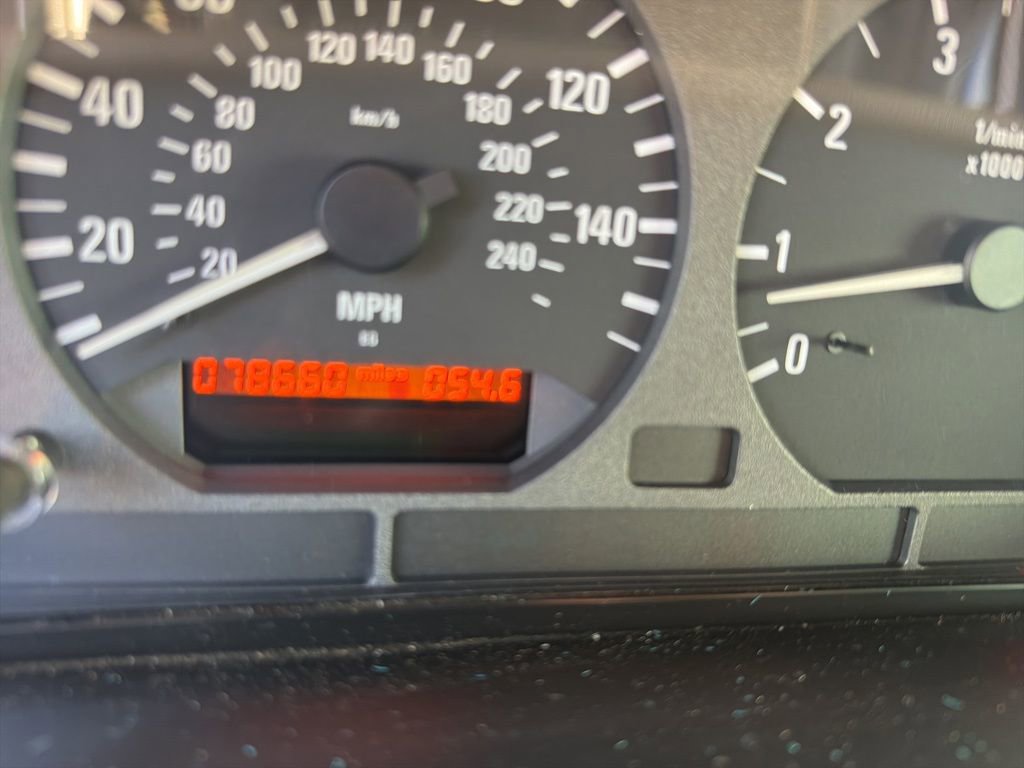 Used 1997 BMW Z3 1.9 image 12