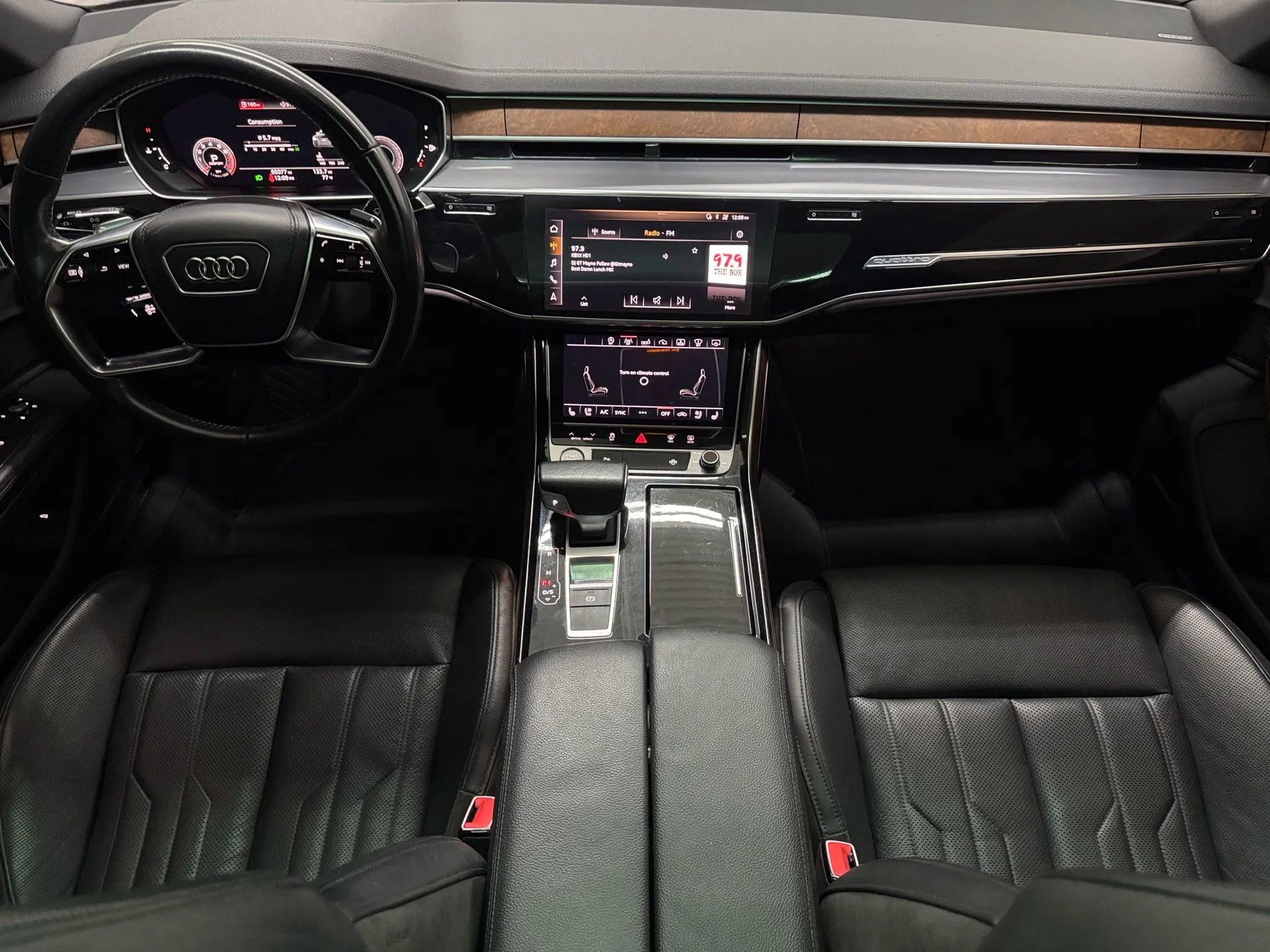 Used 2019 Audi A8 L 3.0T w/ Executive Package image 2
