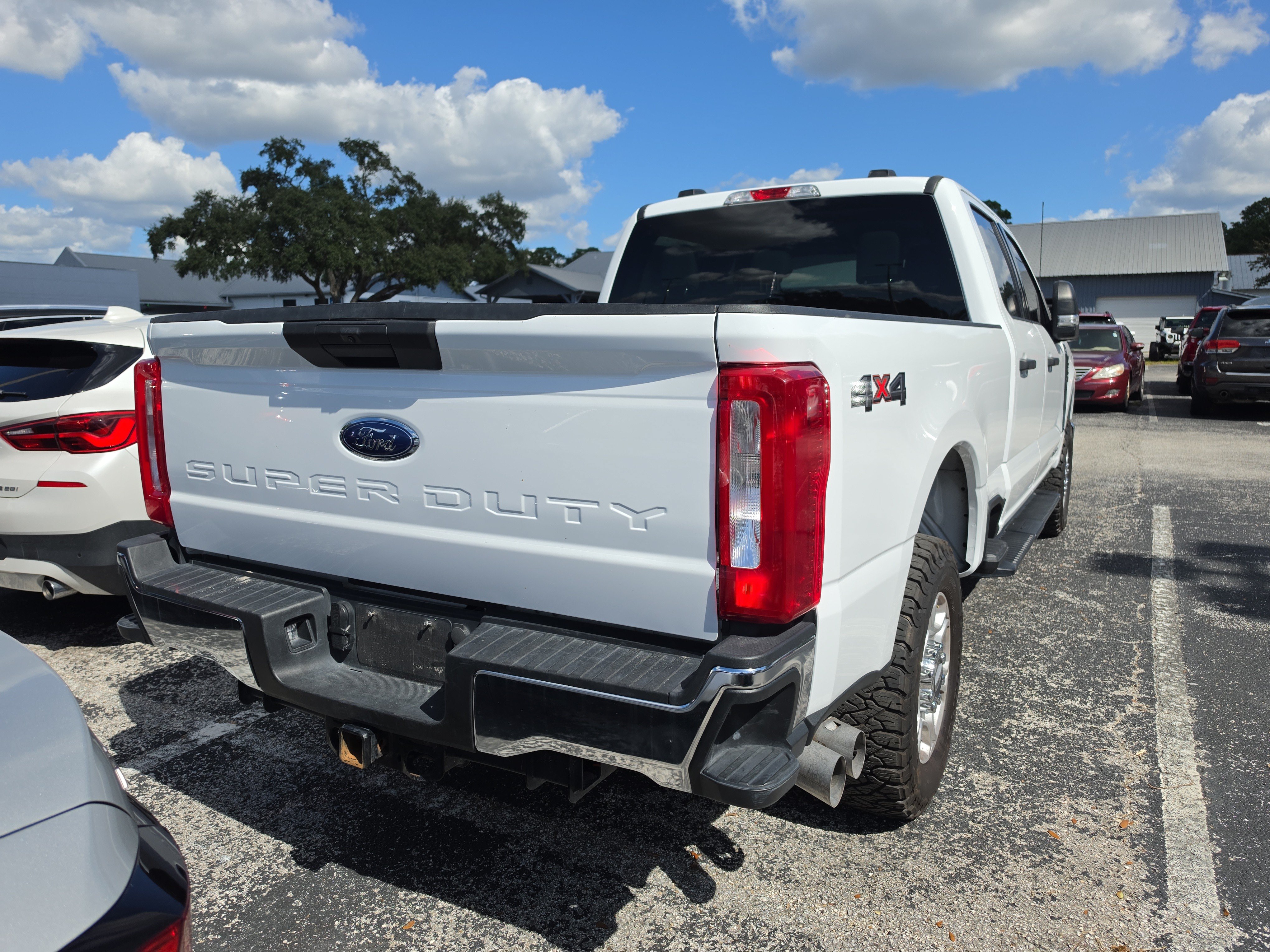 Used 2025 Ford F250 XLT AWD/4WD image 4