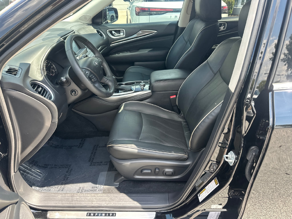 Used 2020 INFINITI QX60 Luxe w/ Essential Package FWD image 9
