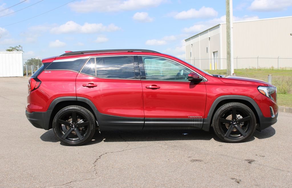 Used 2020 GMC Terrain SLE w/ Driver Convenience Package image 20