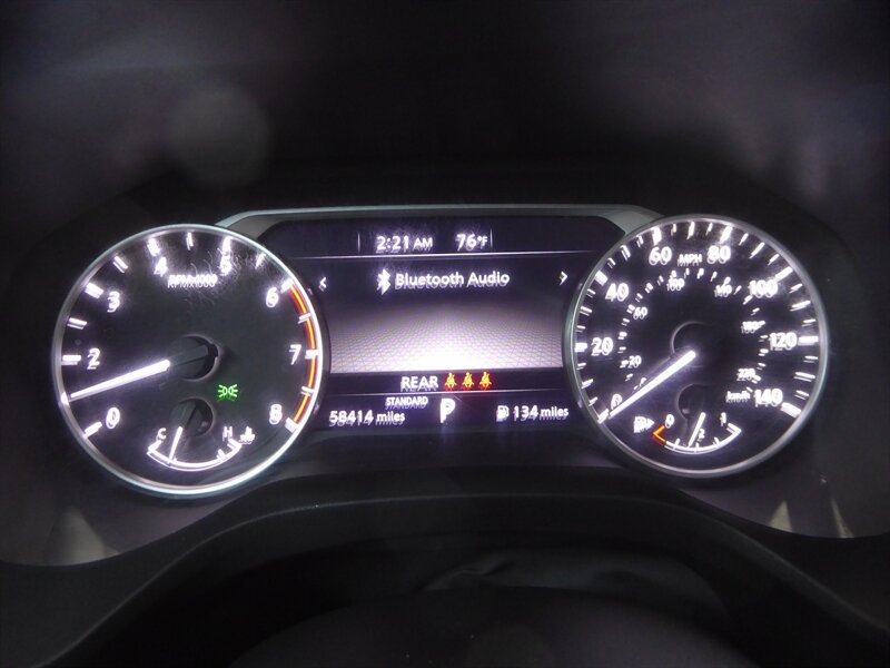 Used 2022 Nissan Rogue SV w/ SV Premium Package FWD image 12