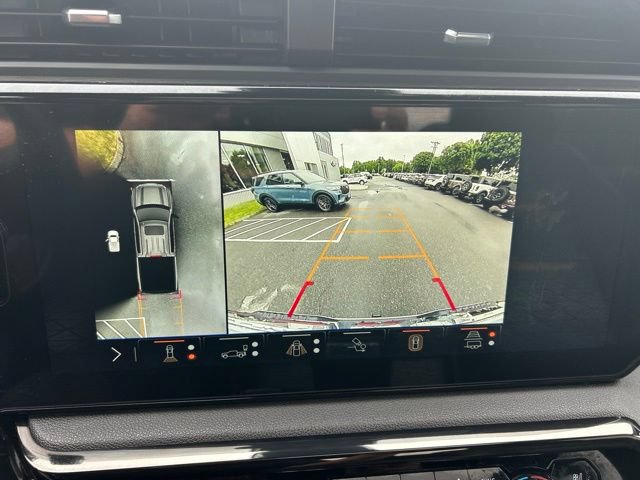 Used 2025 GMC Sierra 1500 AT4 w/ AT4 Premium Package AWD/4WD image 42