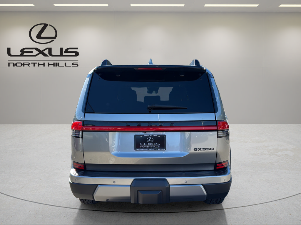 Used 2024 Lexus GX 550 AWD/4WD image 7