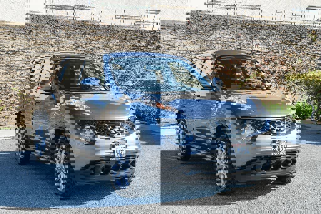 Used 2013 Nissan Juke S video 3