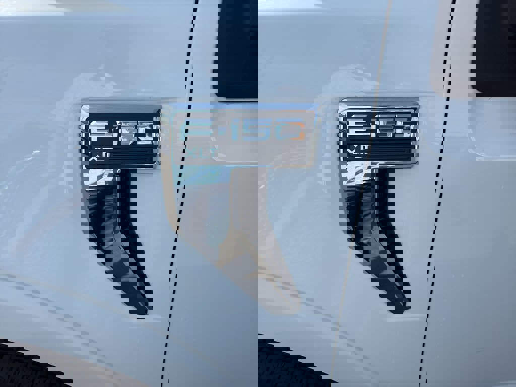 Used 2022 Ford F150 XLT image 9