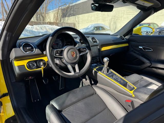 Used 2021 Porsche 718 Boxster S image 14