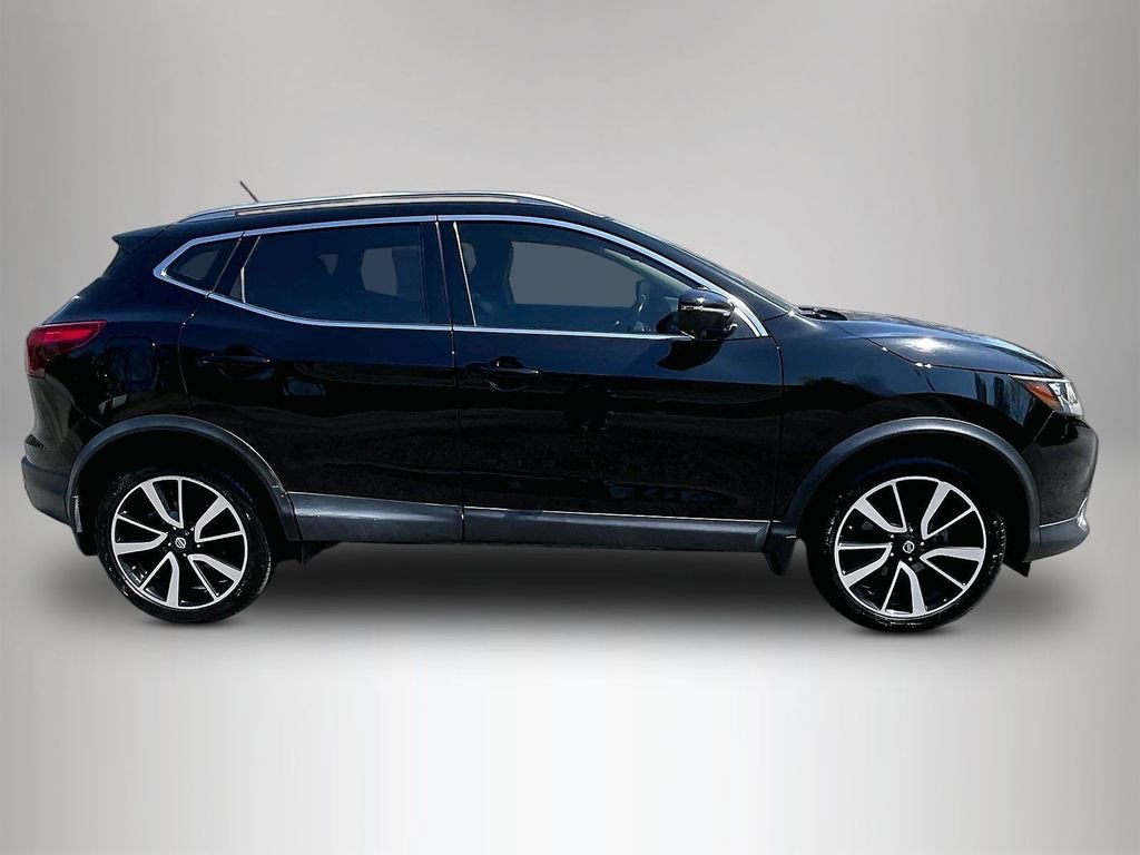 Used 2019 Nissan Rogue Sport SL image 6