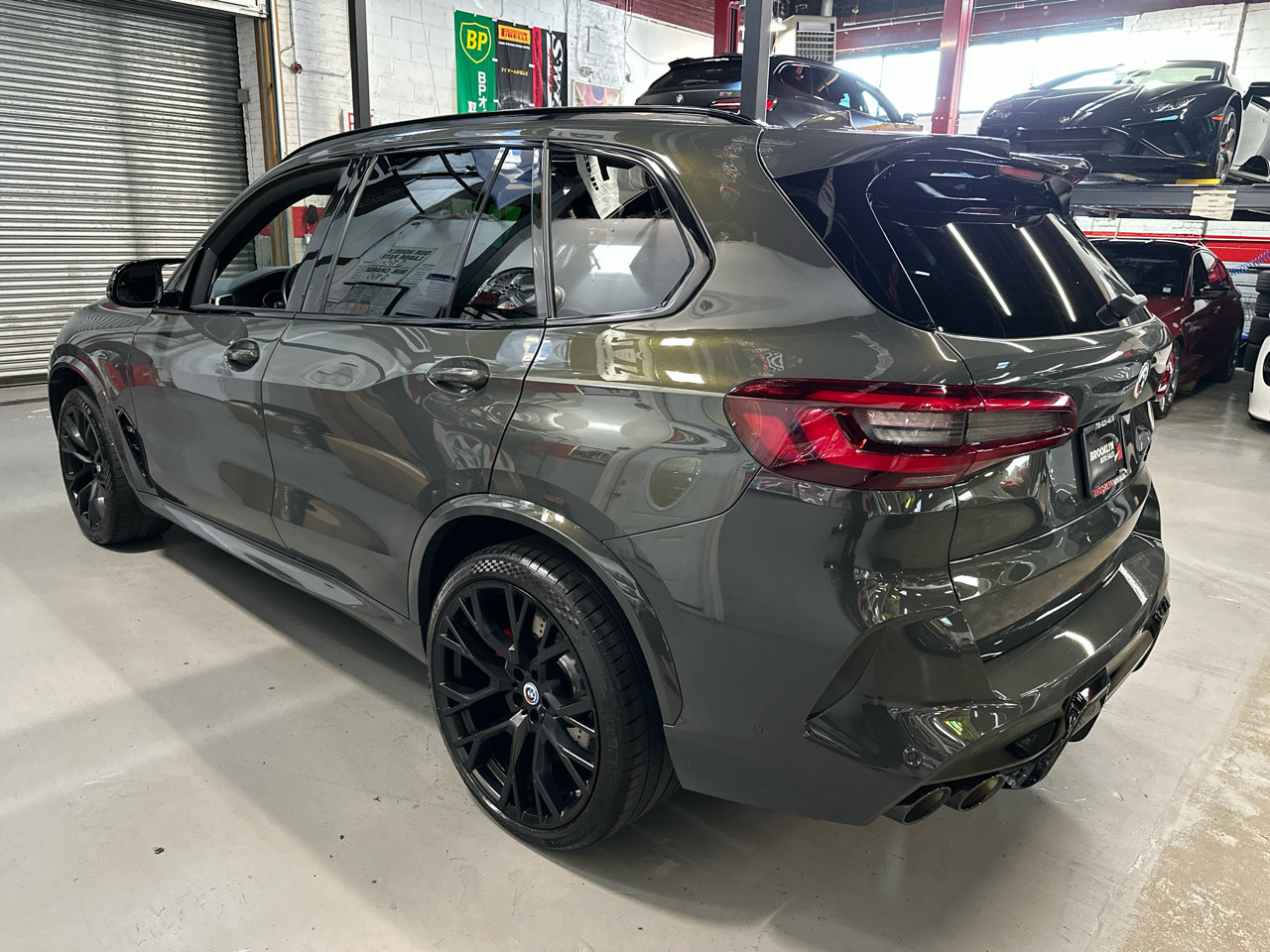 Used 2023 BMW X5 M Competition w/ Competition Package image 9