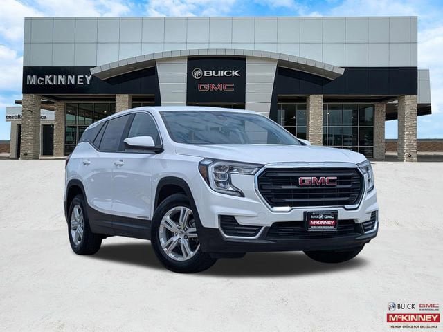 Used 2024 GMC Terrain SLE FWD image 1