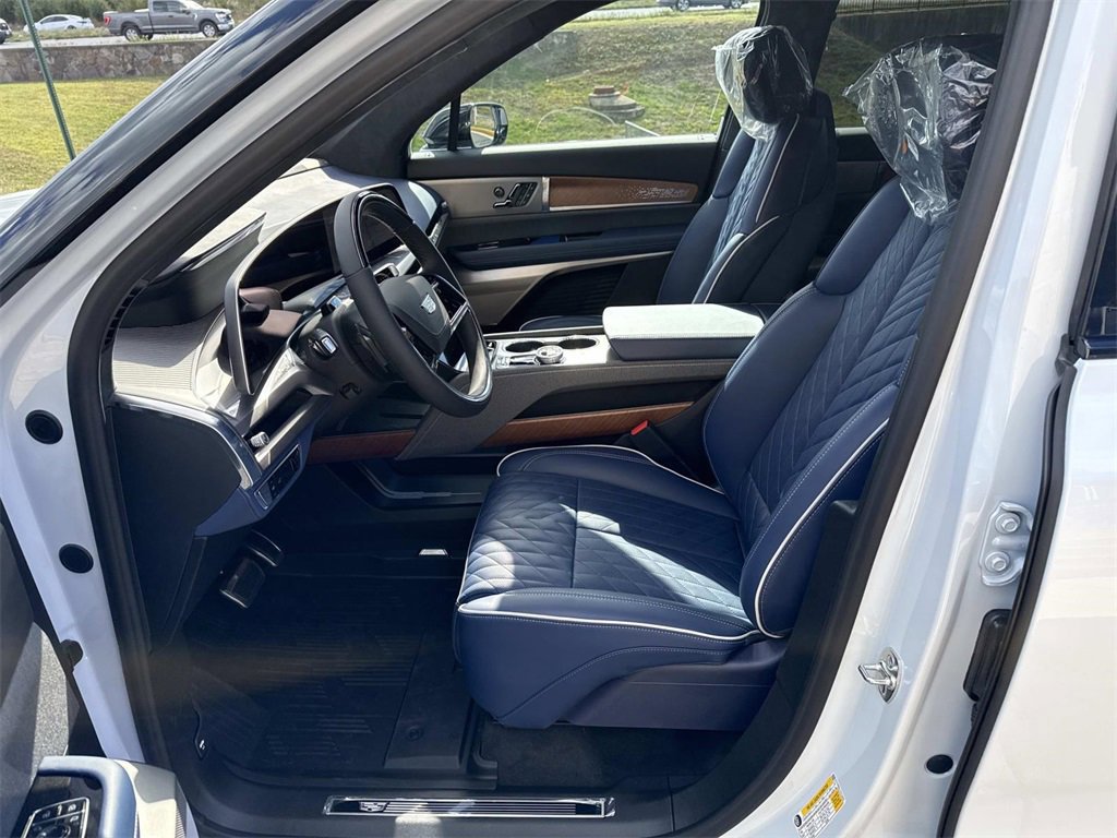 New 2026 Cadillac Vistiq Premium Luxury image 8