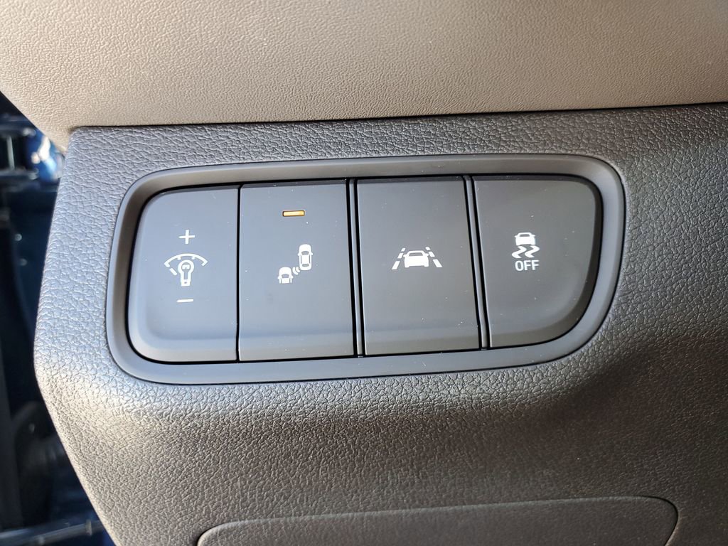 Used 2020 Hyundai Santa Fe SEL image 28