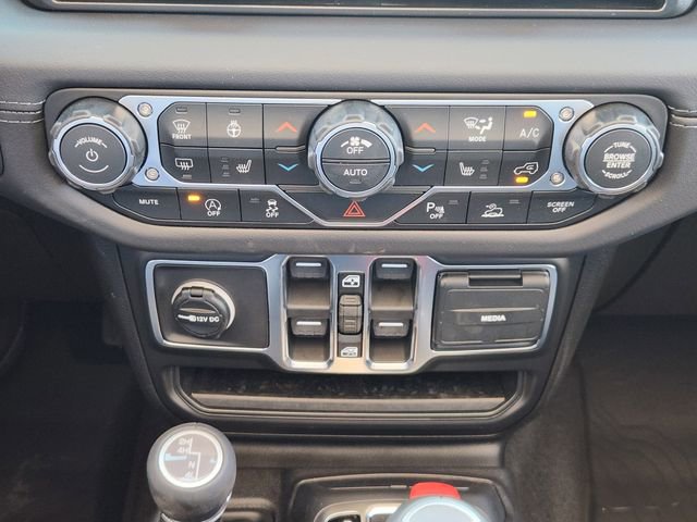 New 2026 Jeep Wrangler Unlimited Sahara image 15