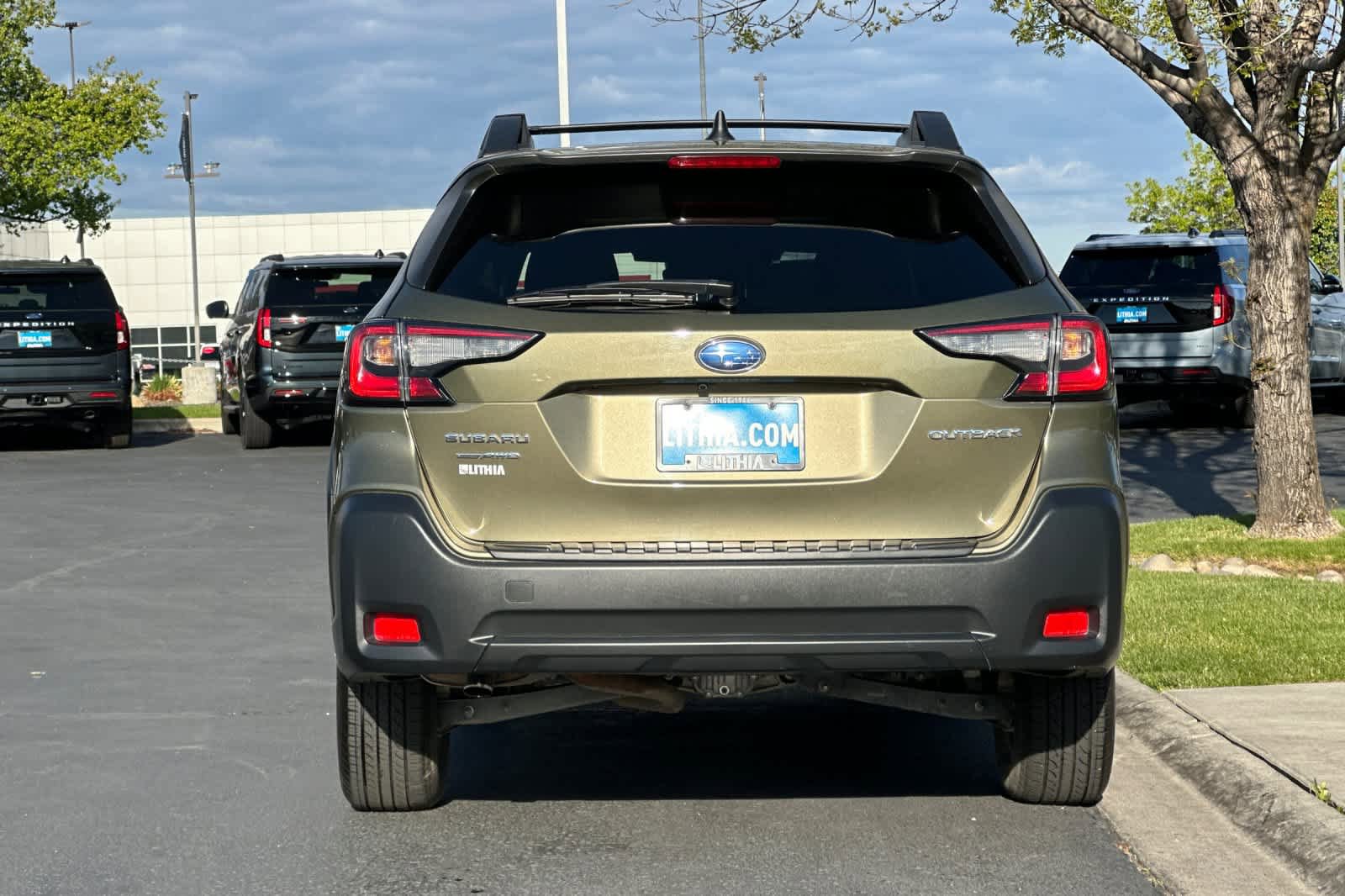 Used 2024 Subaru Outback Onyx Edition AWD/4WD image 7