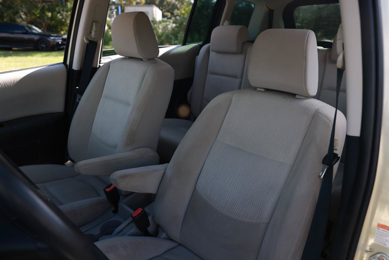 Used 2008 MAZDA MAZDA5 Sport FWD image 6